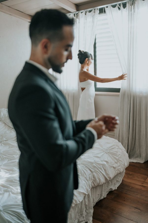 The groom getting ready before the wedding, shot by an event photographer